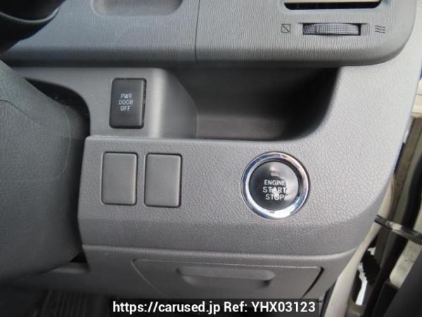 Used 2008 AT toyota noah ZRR70W Image[33]
