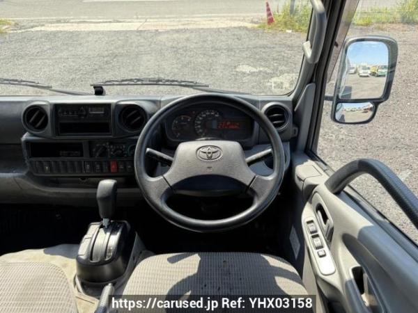 Used 2019 AT toyota dyna-route-van XZC605V Image[18]