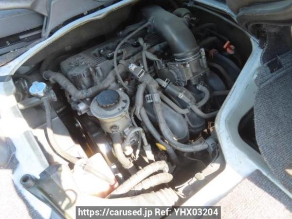 Used 2004 AT toyota hiace-van TRH112V Image[10]