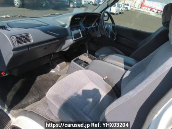 Used 2004 AT toyota hiace-van TRH112V Image[14]