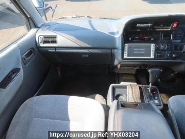 Used 2004 AT toyota hiace-van TRH112V Image[19]