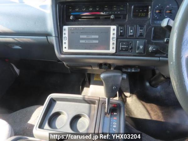 Used 2004 AT toyota hiace-van TRH112V Image[21]