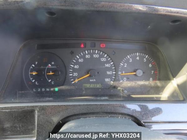 Used 2004 AT toyota hiace-van TRH112V Image[24]