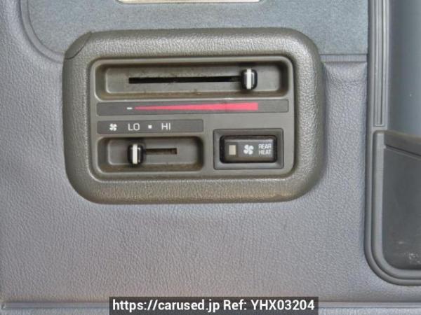 Used 2004 AT toyota hiace-van TRH112V Image[28]