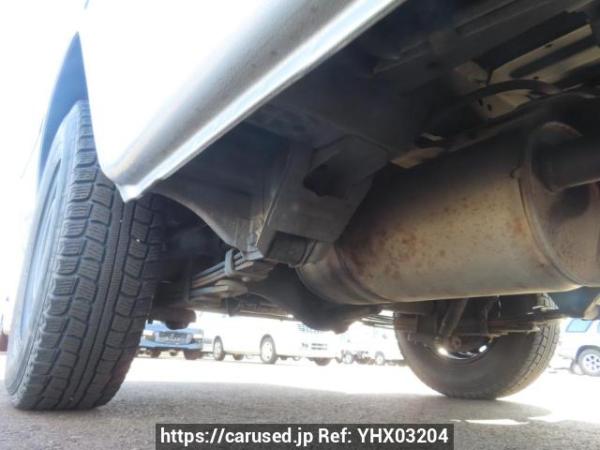 Used 2004 AT toyota hiace-van TRH112V Image[36]