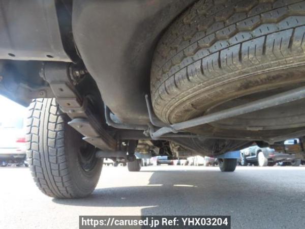 Used 2004 AT toyota hiace-van TRH112V Image[40]