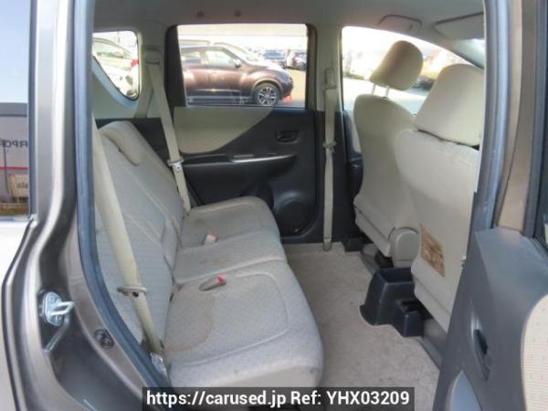 Used 2005 AT toyota ractis SCP100 Image[17]