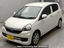 Daihatsu Mira e:S LA300S