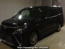 Toyota Voxy ZWR80W