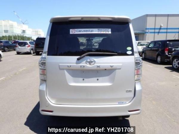 Used 2013 AT toyota voxy ZRR75W Image[5]