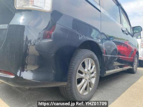 Used 2013 AT toyota voxy ZRR75W Image[8]