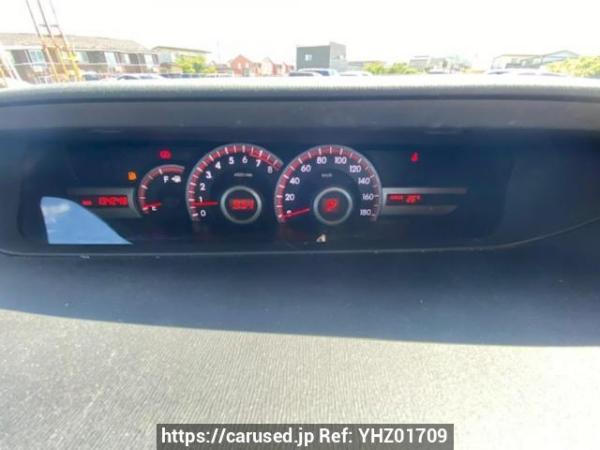 Used 2013 AT toyota voxy ZRR75W Image[19]