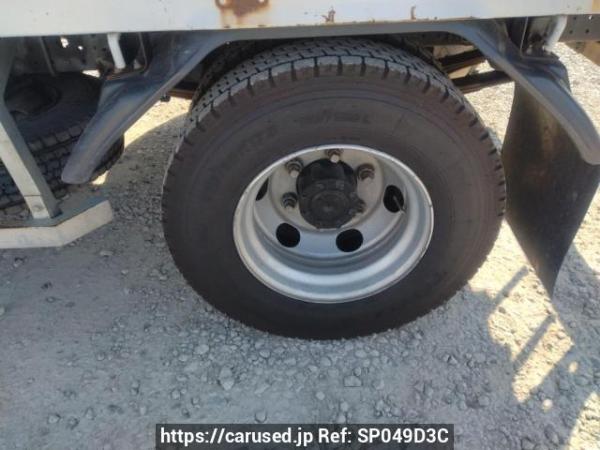 Used 2014 MT mitsubishi canter FEB90 Image[23]