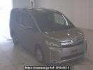 Toyota Voxy ZWR80G