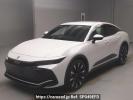 Toyota Crown Crossover TZSH35