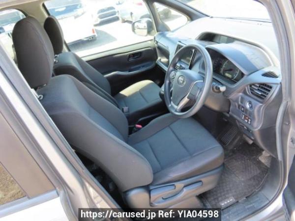 Used 2015 AT toyota noah ZRR80G Image[11]