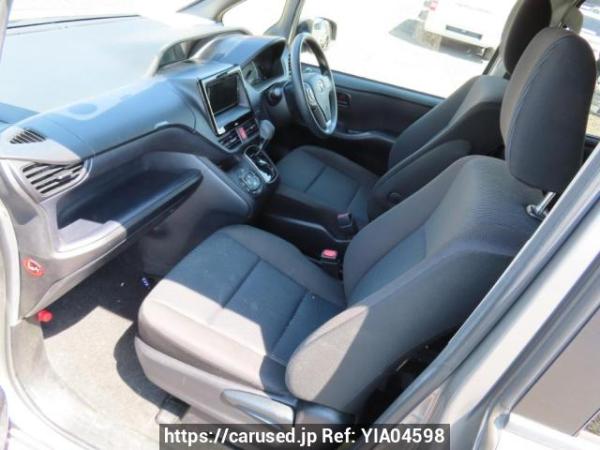 Used 2015 AT toyota noah ZRR80G Image[12]