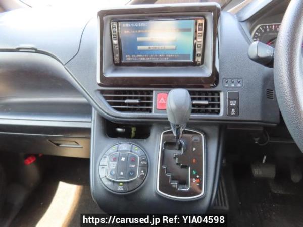Used 2015 AT toyota noah ZRR80G Image[19]