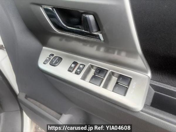 Used 2009 AT toyota voxy ZRR70W Image[16]