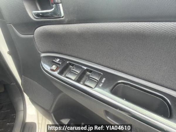 Used 2003 AT toyota wish ZNE10G Image[16]