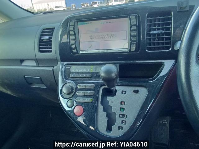 Nunua gari lililotumika 2003 Toyota Wish ZNE10G (YIA04610