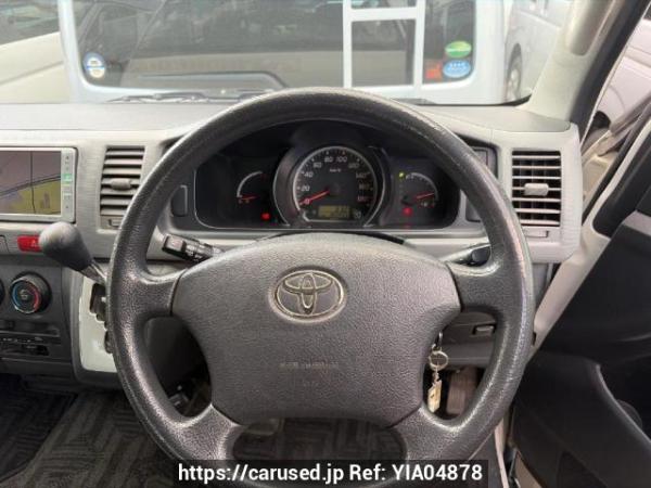 Used 2012 AT toyota hiace-commuter KDH223B Image[12]