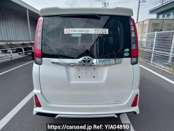 Used 2014 AT toyota noah ZRR85W Image[5]
