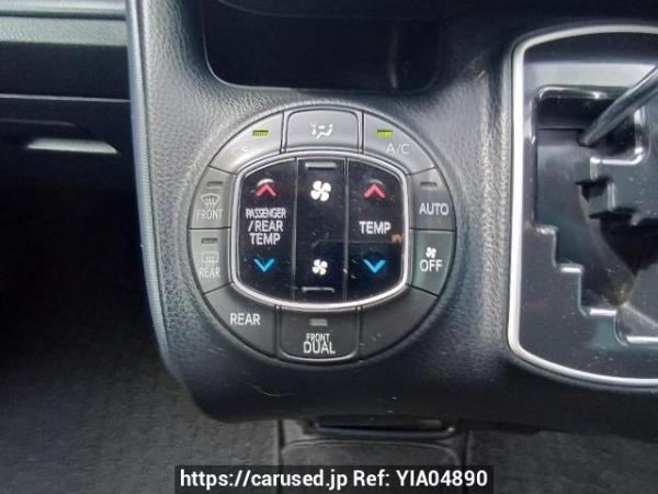 Used 2014 AT toyota noah ZRR85W Image[22]