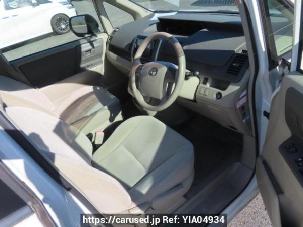 Used 2010 AT toyota noah ZRR70G Image[14]
