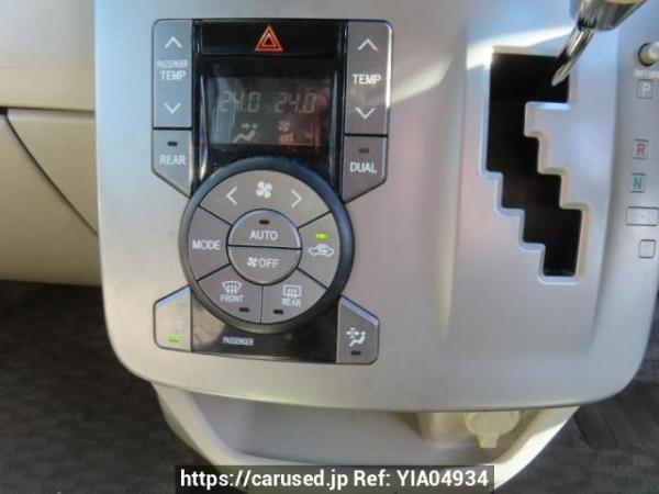 Used 2010 AT toyota noah ZRR70G Image[32]
