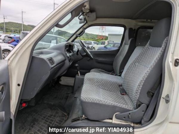 Used 2002 AT toyota regiusace-van LH172V Image[11]
