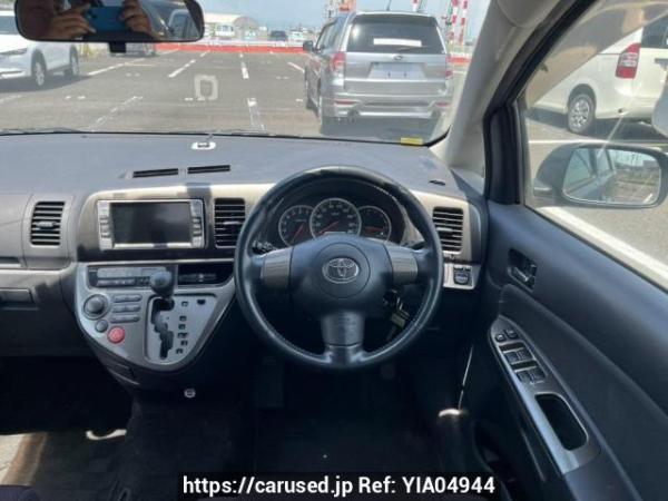 Used 2005 AT toyota wish ZNE10G Image[21]
