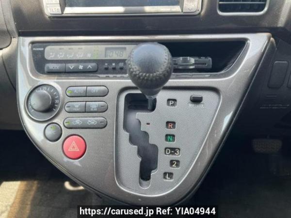 Used 2005 AT toyota wish ZNE10G Image[27]