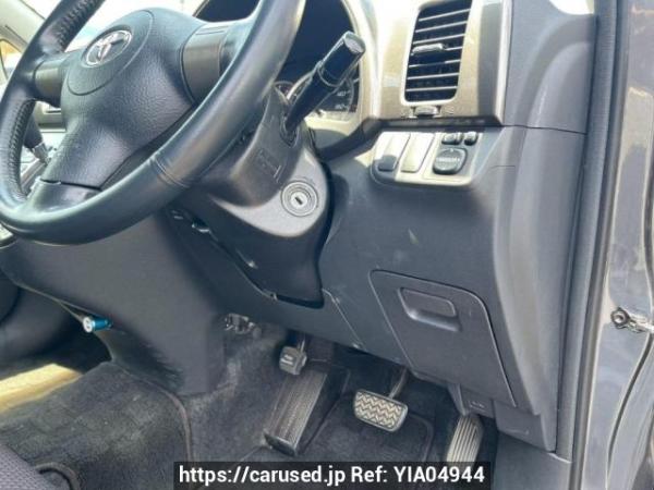 Used 2005 AT toyota wish ZNE10G Image[28]