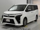 Toyota Voxy ZWR80W