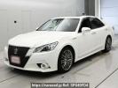 Toyota Crown Hybrid AWS210