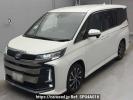 Toyota Noah ZWR90W