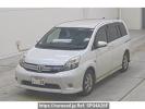 Toyota Isis ZGM10W