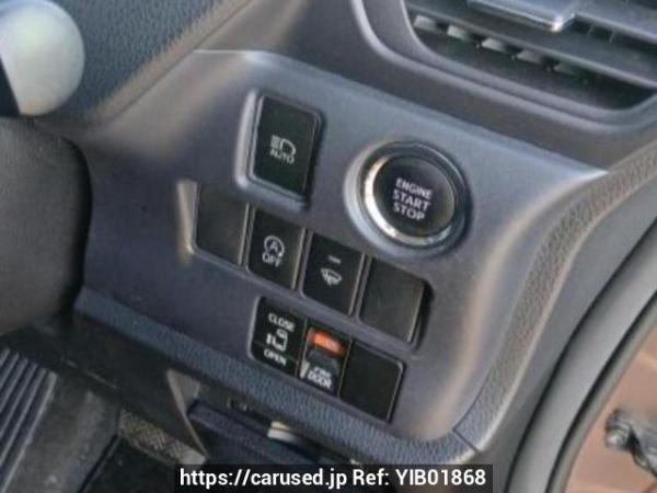 Used 2015 AT toyota noah ZRR85G Image[20]
