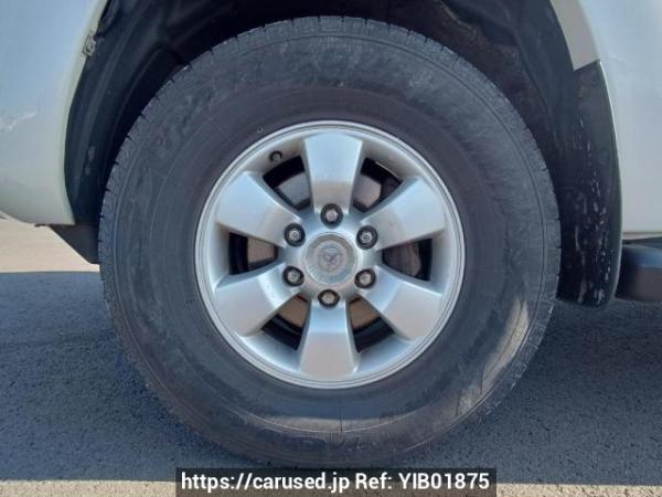 Used 2004 AT toyota hilux-surf TRN215W Image[25]