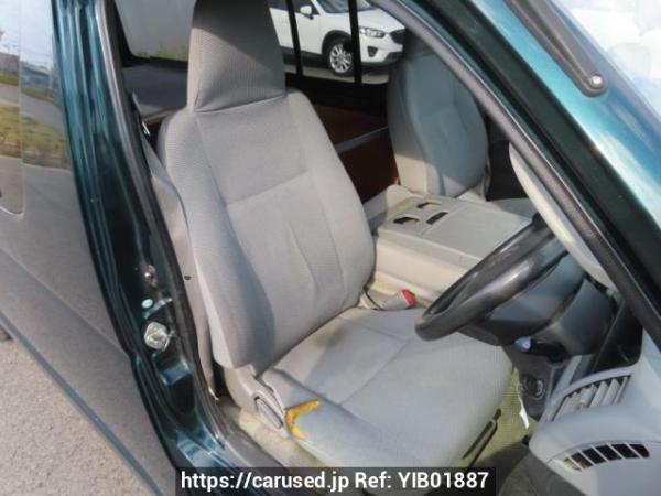Used 2005 MT toyota regiusace-van KDH205V Image[13]