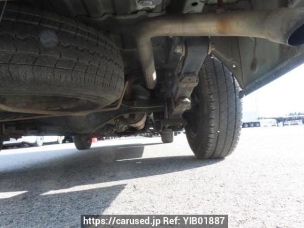 Used 2005 MT toyota regiusace-van KDH205V Image[41]