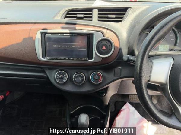 Used 2012 AT toyota vitz KSP130 Image[12]