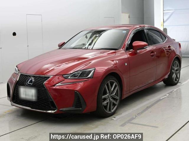 2017 Lexus IS AVE30
