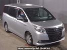 Toyota Noah ZWR80G