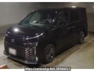 Toyota Voxy ZWR95W