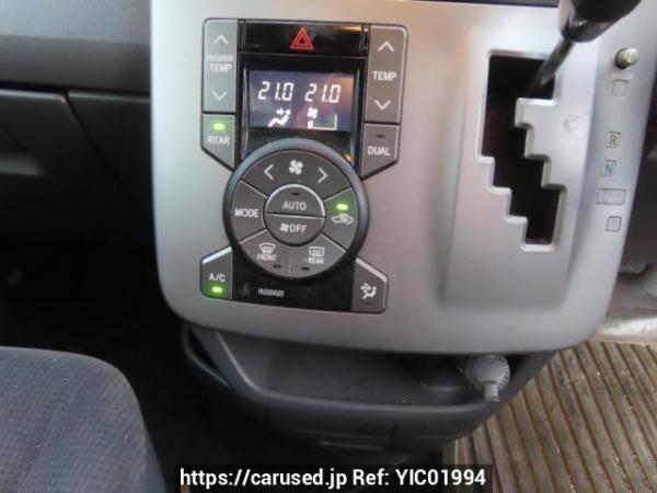 Used 2010 AT toyota noah ZRR70G Image[27]
