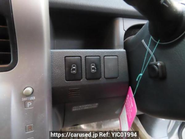 Used 2010 AT toyota noah ZRR70G Image[32]