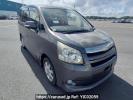 Toyota Noah ZRR70W
