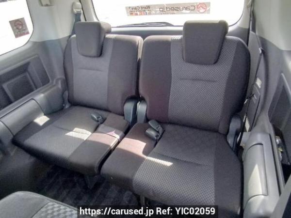 Used 2007 AT toyota noah ZRR70W Image[16]